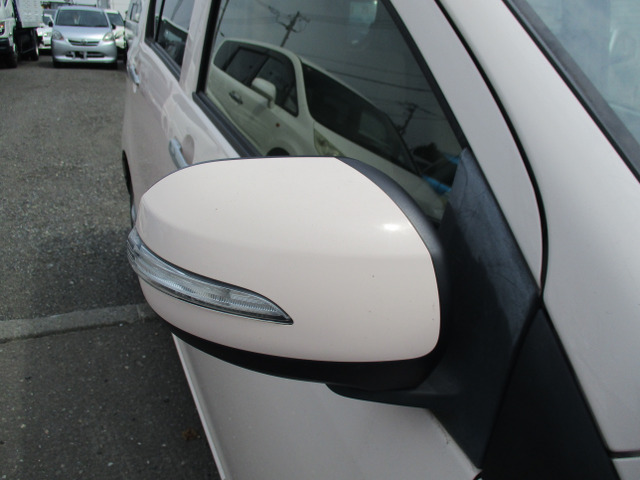 ★視認性のよいウインカーミラーです★