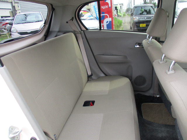 ★乗り降りしやすいリア席です★