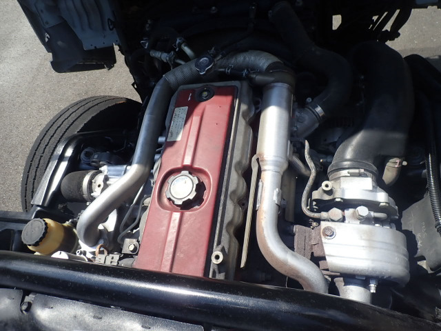 �G���W���^��:N04C �r�C��:4.00L �R��:�y�� �^�[�{:����(136PS)