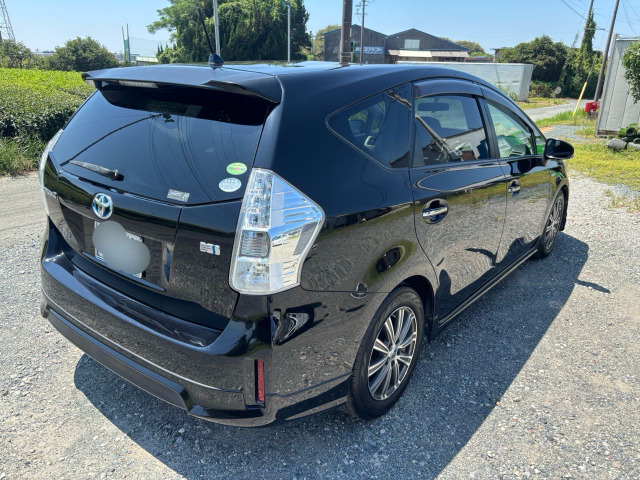 プリウスα1.8 G チューンブラック