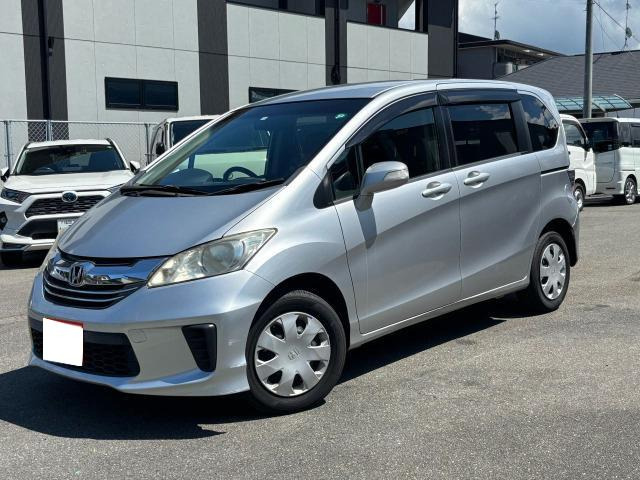 フリード1.5 G 車いす仕様車 3列シートタイプ