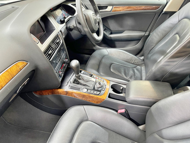 総在庫200台以上!たくさんあるからご希望のお車が見つかります! 掲載されていない在庫車も多数ございますので、お気軽にお問合せ下さい!