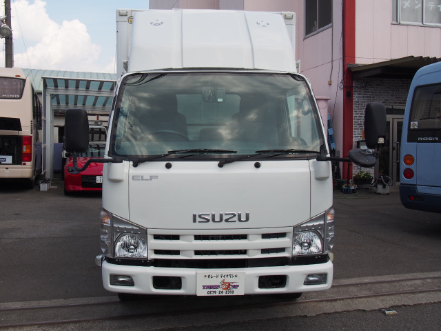 �ԑ̐��@:����496cm ��187cm ����284cm �ԗ����d��:4985kg �ύ�1.9t