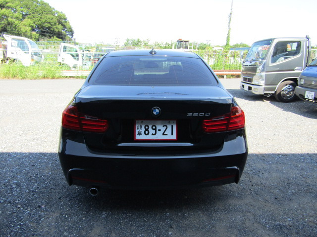 3シリーズセダン320d Mスポーツ