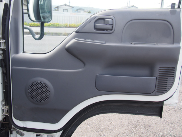 �������STEP-UP�ygarage TAKE-ONE �K���[�W�e�C�N�����z ��377-0008 �Q�n���a��s�a��1125-7 �c�Ǝ���10:00-19:00 ��x�� ���j��