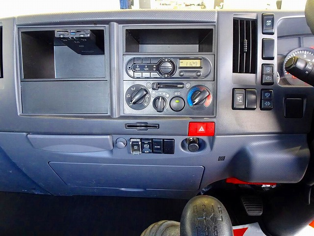 AC PS PW SRS ABS �L�[���X ���d�i�~���[ AM/FM���W�I ETC �^�[�{ �r�C�u���[�L �⓹���i�⏕���u �A�C�h�����O�X�g�b�v �g���N�V�����R���g���[��