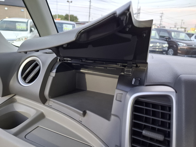 �d�b�Ō��Ԃ��m�F���Ȃ��炲�����Ǝʃ��Ȃǂ𑗂点�Ē����܂��B�_�񏑂̂��������[����FAX�ł��ȒP�ł��܂��̂ŁA���C�y�ɘA�����������B�X�������肢���܂��B��������!���S���������[�����i���i���̔����X