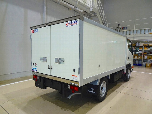 トヨエース冷凍車
