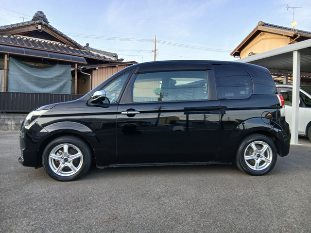 �A�b�g�z�[���Ȃ��X�ł��B�C�y�ɂ�������艺�����B�����X���҂����Ă���܂���