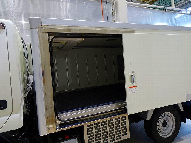 ���T�C�h�X���C�h�h�A(92cm/100cm)