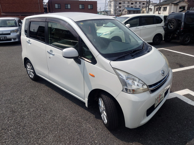 3ヶ月・3000kmの無料保証付きです。エンジン、ミッション等の修理の際に金額が大きくなりがちな箇所も無料修理で安心です。最大3年までの有料保証も取り扱っております。