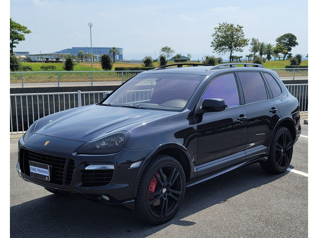 ポルシェ カイエン ブラック(黒)の中古車一覧｜中古車検索
