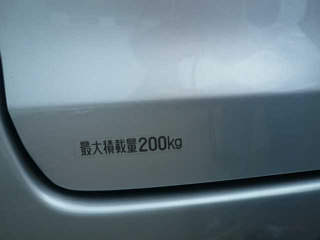 200kg�܂Őύڂł��܂����y�ݕ��ԗ��ׁ̈A4�i���o�[�o�^�ɂȂ�܂�(�E&forall;�E)/