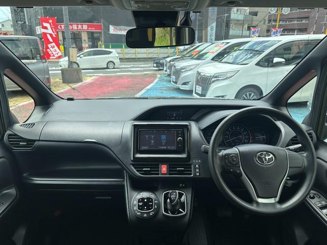 ノア1.8 ハイブリッド X