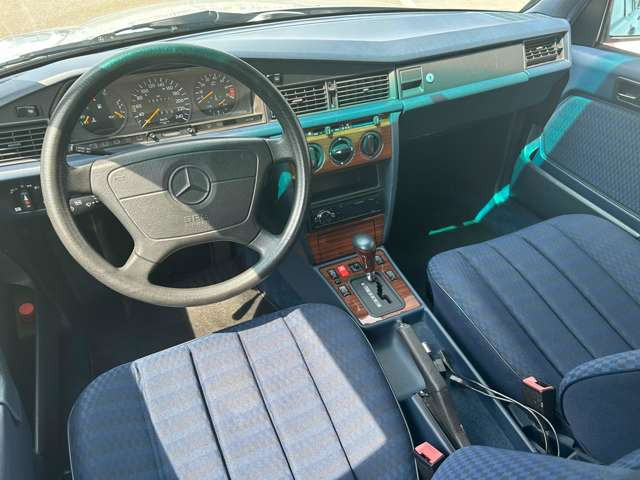 190クラス190E 2.6