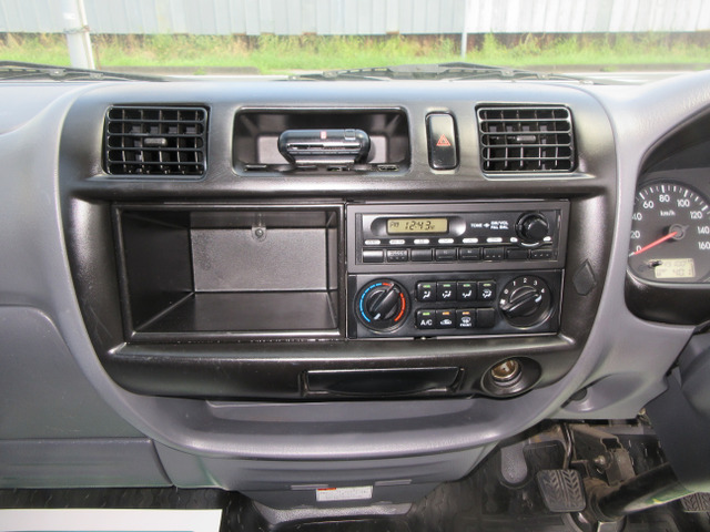 �������E�C���p�l���ł���