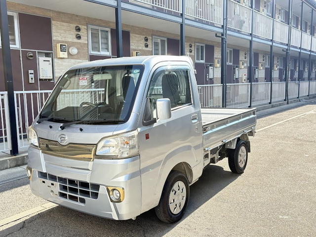 ハイゼットトラック(ダイハツ) スタンダード 55thアニバーサリー ゴールドエディション 4WD 5速MT 4WD ナビ 中古車画像