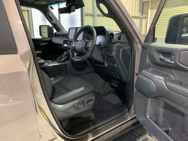 ランドクルーザー2502.7 VX 4WD