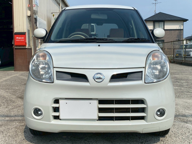 �������L����