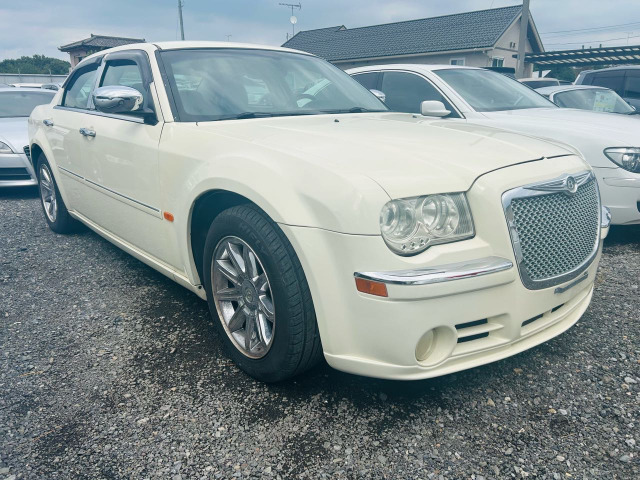 300C
