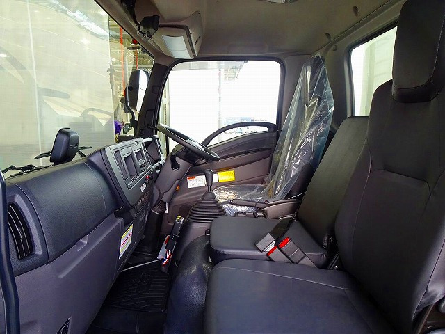 �^�[�{ �r�C�u���[�L �⓹���i�⏕���u �Ԑ���E�x�񑕒u �Փ˔�Q�y���u���[�L �A�C�h�����O�X�g�b�v �t�H�O�����v �g���N�V�����R���g���[�� ����LED��