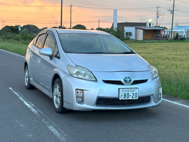トヨタ プリウスの中古車一覧｜中古車検索 - 価格.com