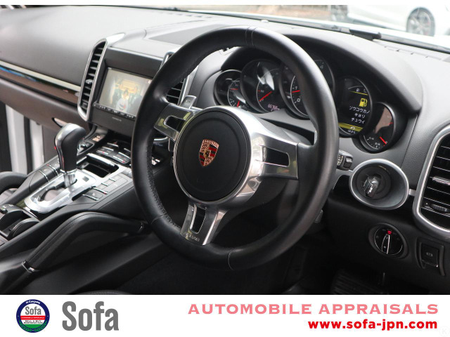 レザーステアリングパドルシフト