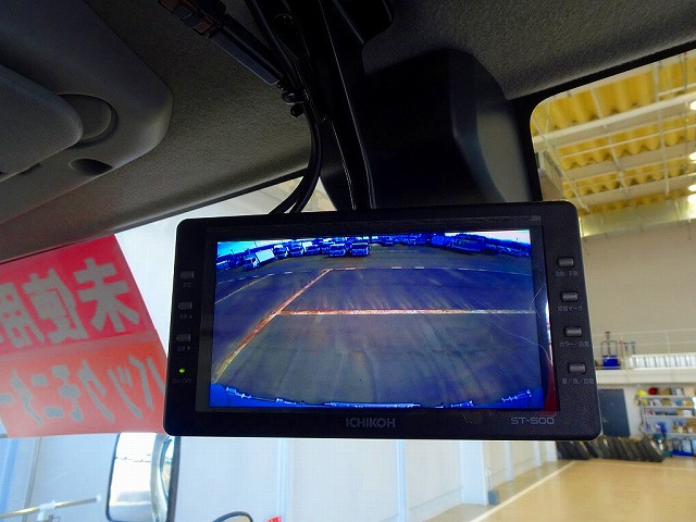 �o�b�N���j�^�[