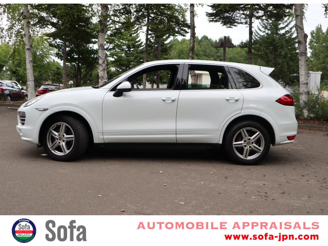 本州からの入庫で雪害も受けておりません。