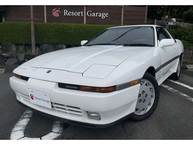 ����6�C��DOHC�C���^�[�N�[���[�^�[�{