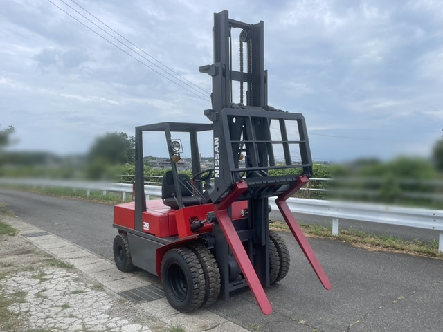 日産フォークリフトエンジン式