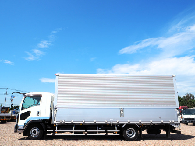 フォワードウィング