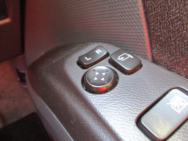 保証ありの車両については、ご希望により『保証なし』への変更も承ります。値引き対応となりますので、お気軽にお申しつけ下さい。