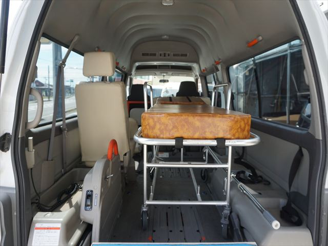 キャラバンバス福祉車