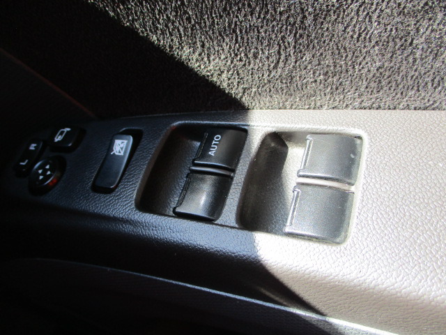 野田市内に『カーグレイス境大橋店』、『カーグレイス流山街道店』『カーモンズ宝珠花展示場』と姉妹店が有ります。店舗間の紹介も可能ですので、お気軽にお問合せ下さい。