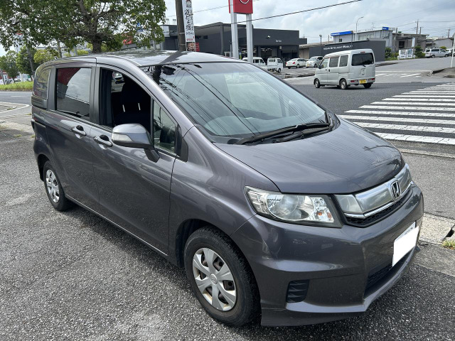 フリードスパイク1.5 G ジャストセレクション