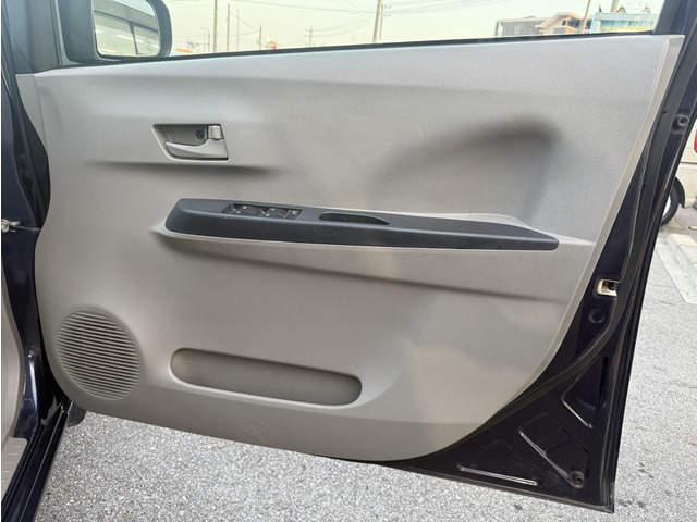 電話で現車を確認しながらご説明と写メなどを送らせて頂きます。契約書のやり取りもメールやFAXでも簡単できますので、お気軽に連絡ください。宜しくお願いします。薄利多売!安心☆満足☆納得価格☆格安販売専門店