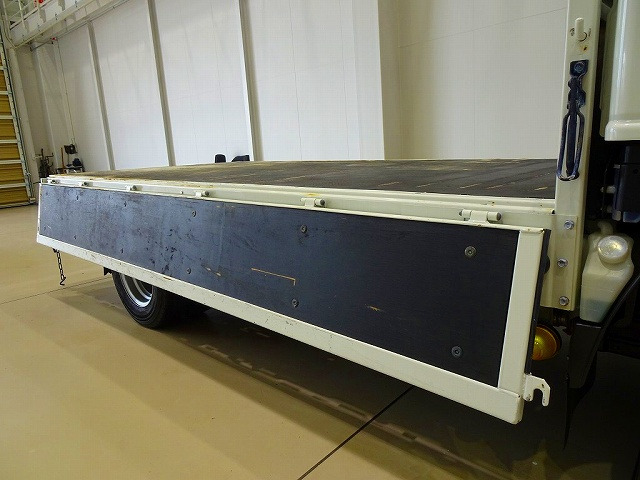 �ב����:312&times;162&times;38 �O���J ���A�A�I���`�F�[��2��