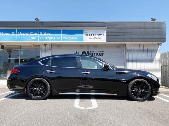 日産 シーマハイブリッド 3.5 VIP 新品20inchアルミ面一 サンルーフ