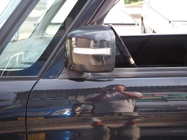 �d���i�[�E�C���J�[�~���[���t���Ă��邾���ō�������UP����E�B���J�[�����T�C�h�~���[!!������񌩂��ڂ����łȂ��A�Ό��Ԃ���̎��F���̌���ɂȂ���A���S�x���オ��܂�