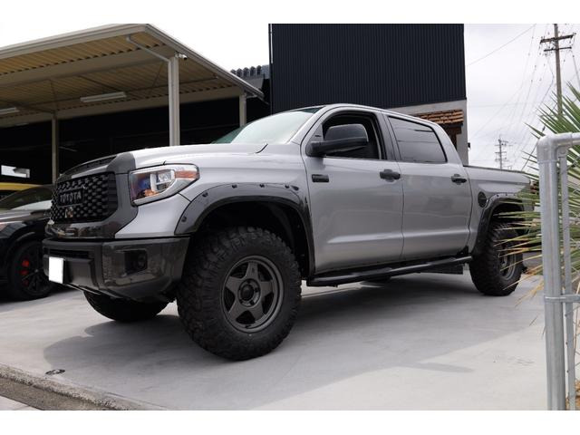 タンドラ(トヨタ) クルーマックス SR5 5.7 V8 4WD　カーファックス済新品ホイールタイヤ交換済 中古車画像