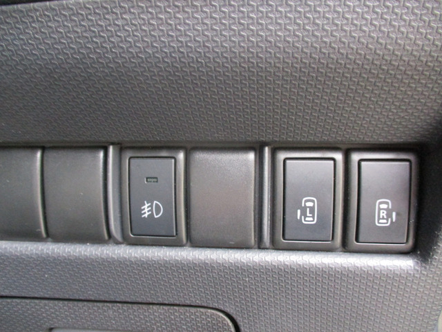 �����v�b�V���Ńh�A�̊J���ł��܂��B