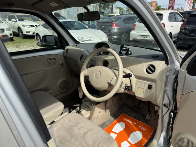 北海道の冬も安心な4WDです☆ ♪エンジンはタイミングチェーン式なので交換の必要はほぼありませんので安心ですね☆