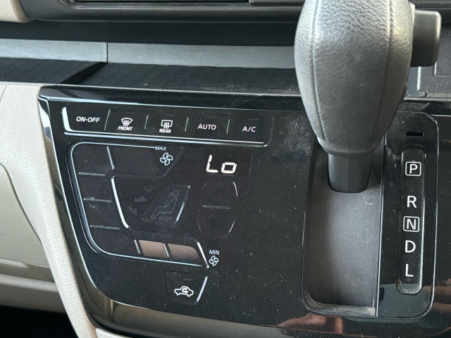 �I�[�g�G�A�R�����