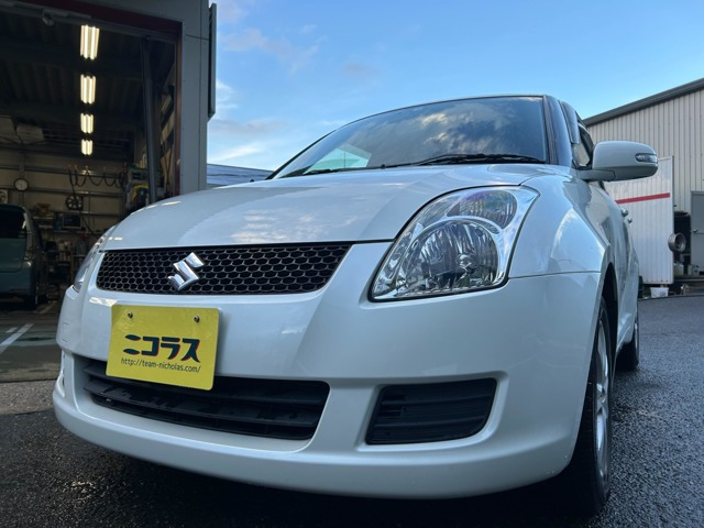 スズキ スイフト ホワイト(白)の中古車一覧｜中古車検索 - 価格.com
