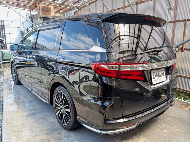 �I�f�b�Z�C�̃u���b�N�ɂ�2��ނ����݂��܂��B�_�[�N�u���[�ɋ߂��u���b�N������܂����A������̃I�f�b�Z�C���Y��ȃu���b�N�ɂȂ�܂��B