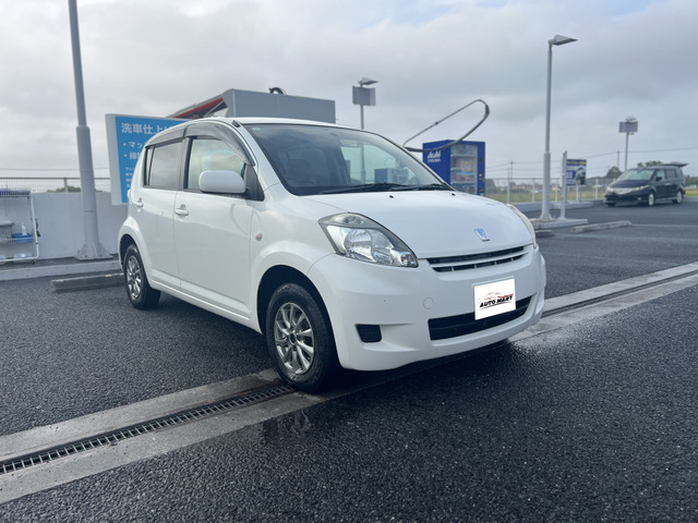 パッソ(トヨタ) 1.0 X　BLUETOOTH/ETC/社外アルミ 中古車画像