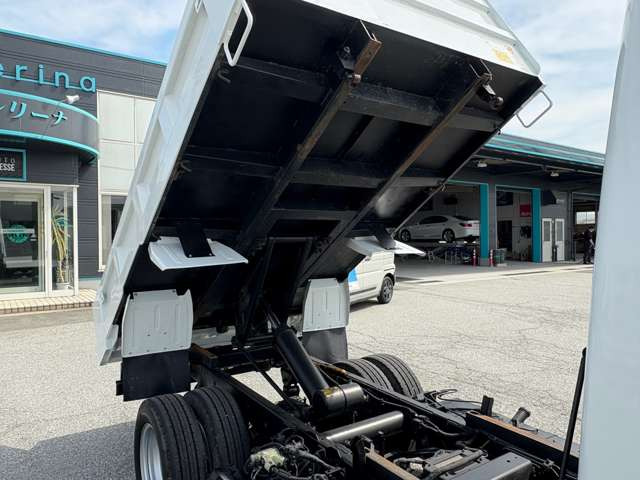 �o���L�x�ȃX�^�b�t������!�E�Ԍ��E�_�������E���̓��̏C���ȂǃA�t�^�[�T�[�r�X�����S�B���Ԃ̃J�X�^�}�C�Y���o�����[�i�܂ł����k��������!