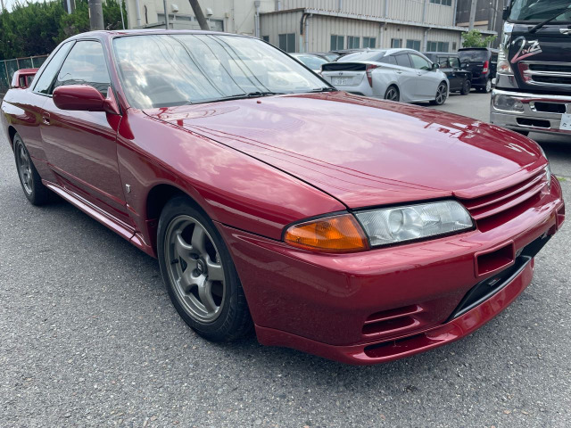 スカイラインGT-R(日産) 2.6 4WD 中古車画像