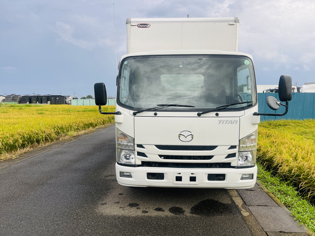 エルフアルミバン